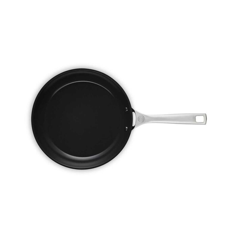 Le Creuset Non-Stick Ceramic Frying Pan 26cm image number 2